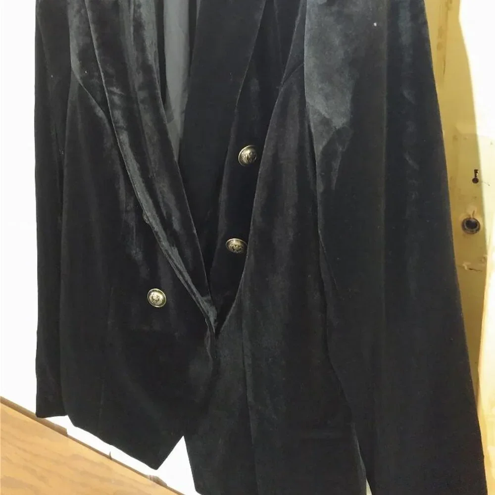 Venus Black Velvet Blazer - Size 14